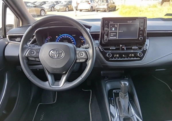 Toyota Corolla cena 95800 przebieg: 85110, rok produkcji 2021 z Grudziądz małe 379